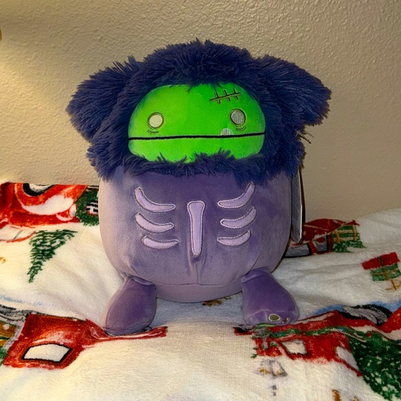 Sold - Picture 1 of 8